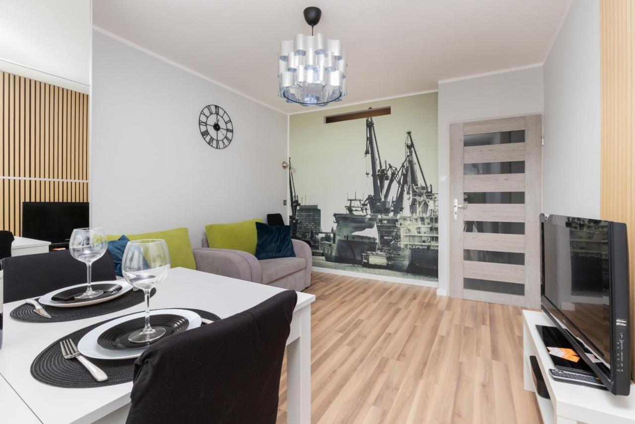 Seaview Apartment Gdansk Przymorze By Noclegi Renters Bagian luar foto